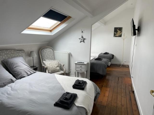Le Clos Du Bas Courtil Guesthouse B&B Omaha Beach Osmanville Eksteriør bilde